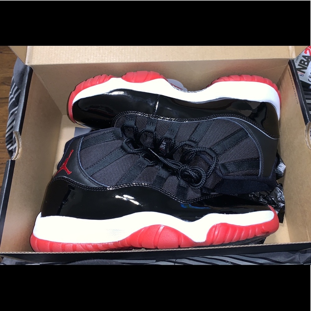 Bred 11s🖤❤️